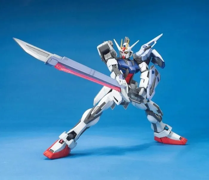 gundam-mg-1-100-strike-gundam-launcher-sword-model-kit-rodzaj-gadzetu-filmowy-tematyka-motyw-gunpla