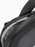 torba-na-laptopa-16-xd-design-black-kolor-czarny-stan-nowy-plec-produkt-uniseks