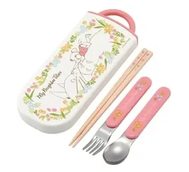 my-neighbor-totoro-mei-and-totoro-zestaw-lyzka-i-paleczek-do-sushi