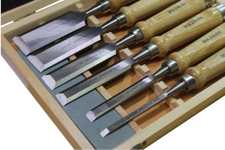 dluto-do-drewna-holzmann-typ-ostrza-bruzdownik