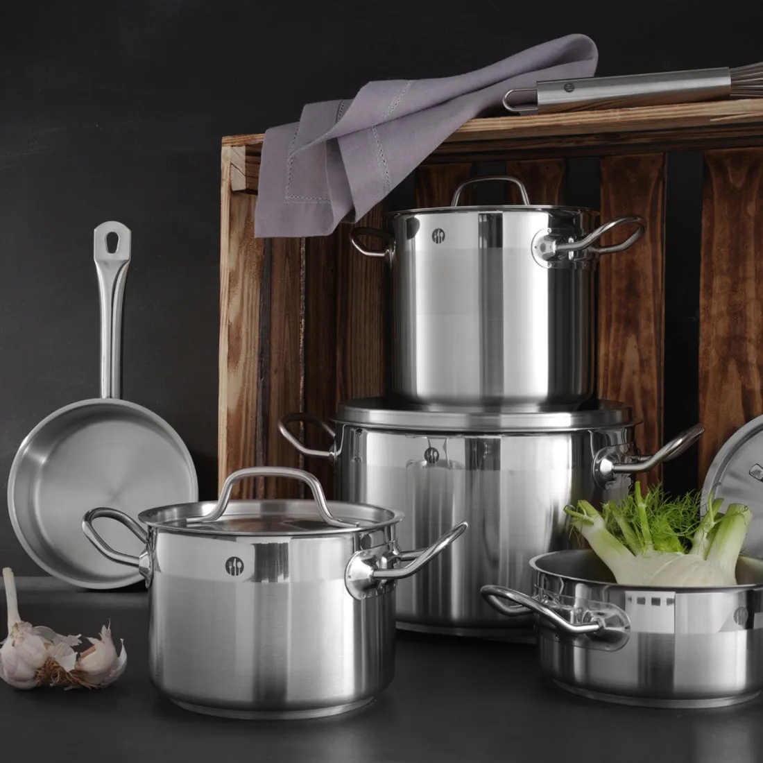 rondel-hendi-3-l-20-cm-waga-z-opakowaniem-5-kg