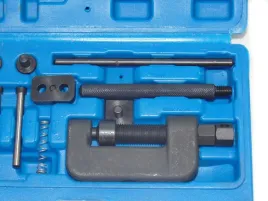 przyrzad-do-zakuwania-i-rozkuwania-lancuchow-quatros-qs10095