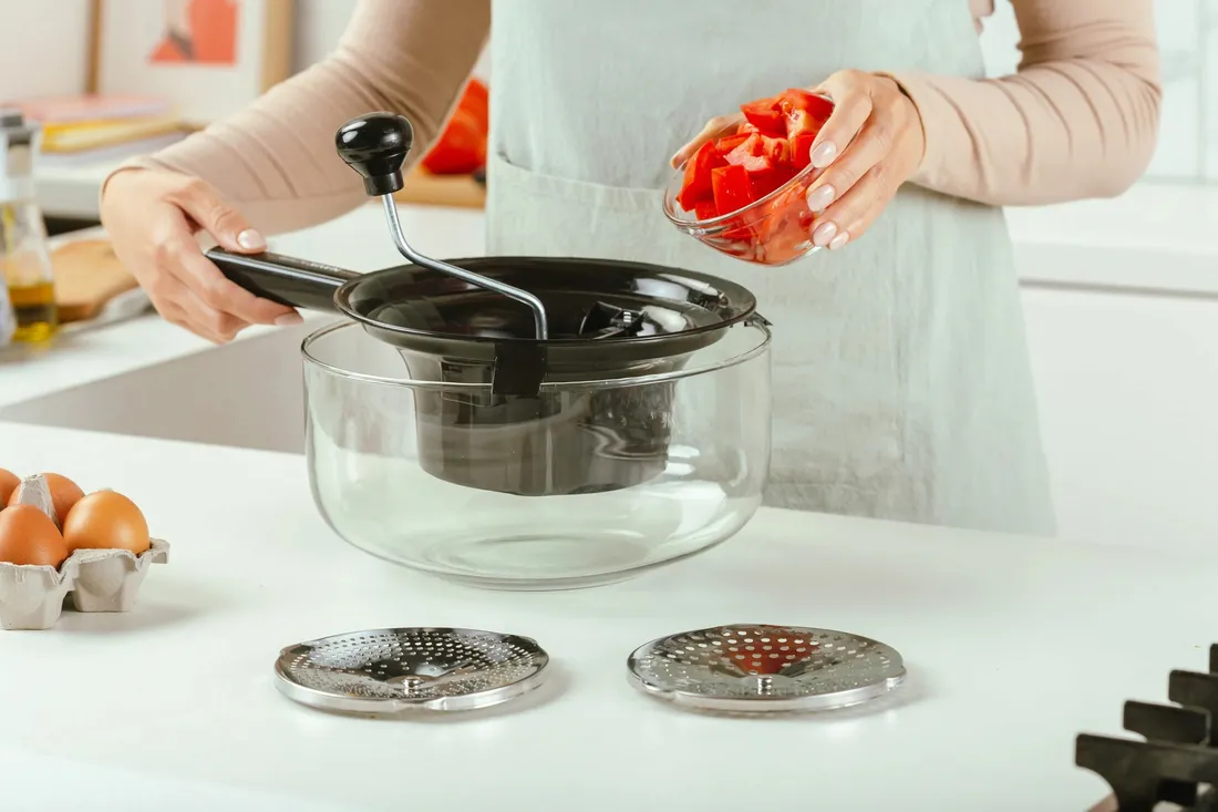 praska-do-pomidorow-nava