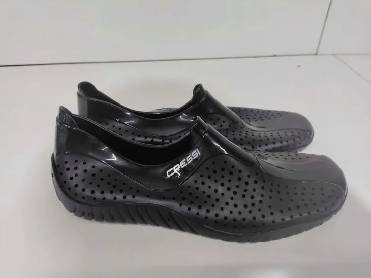 cressi-buty-do-wody-42-waga-z-opakowaniem-1-kg