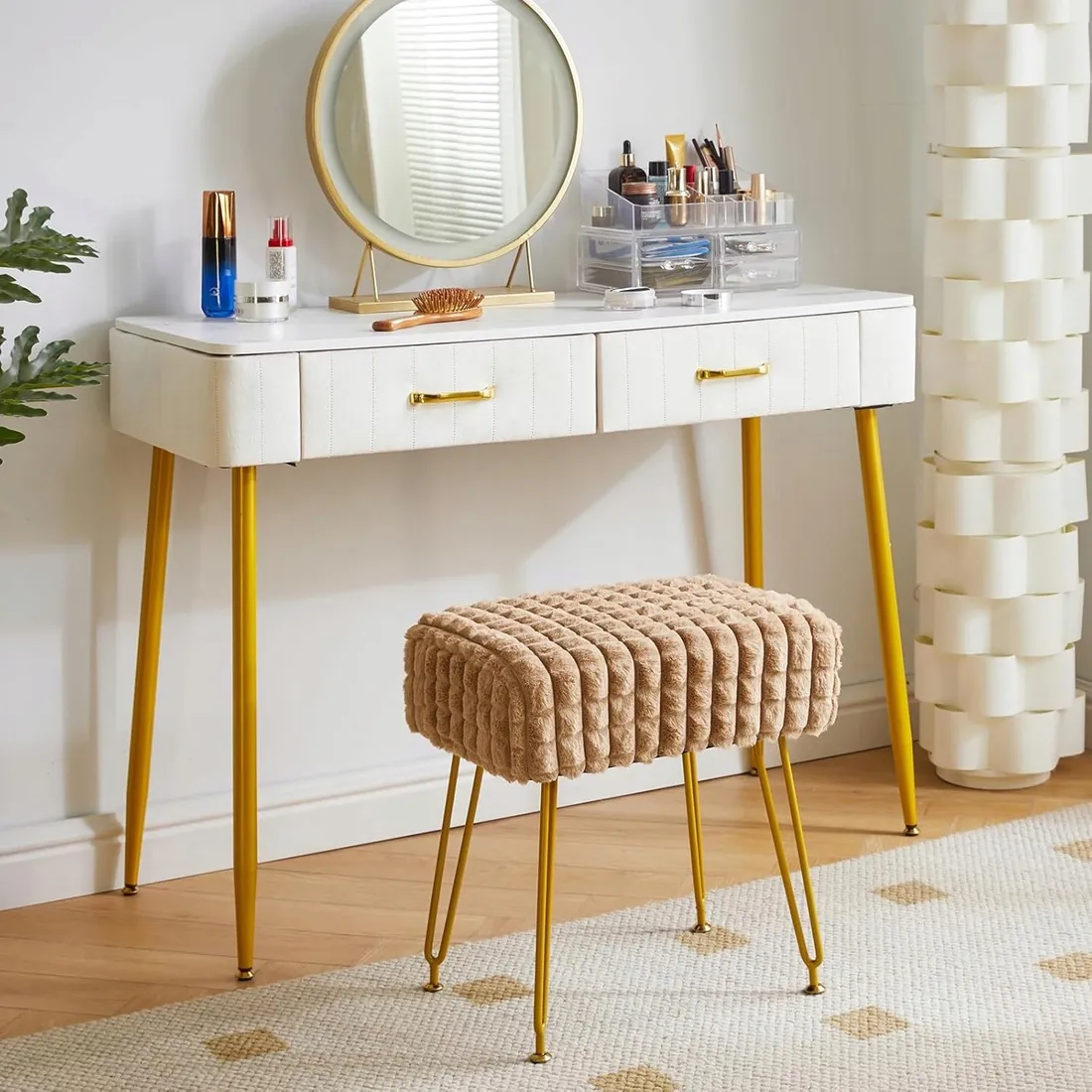 pufa-podnozek-taboret-maly-pufa-do-salonu-brazowy