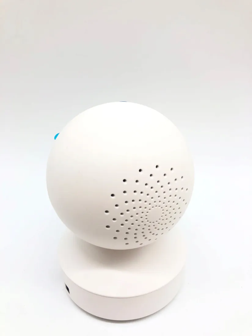 wewnetrzna-kamera-reolink-e1