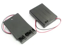 koszyk-baterii-aaa-r03-x4-z-pokrywa-i-wylacznikiem-x1szt
