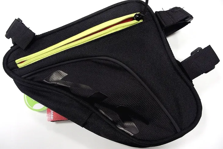 torebka-na-rame-kellys-kls-trojkatna-wedge-eco-dlugosc-22-cm