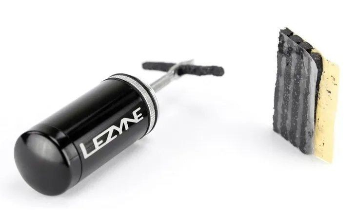 zestaw-naprawczy-do-opon-lezyne-tubeless-kit-czarny-do-bezdetkowych-opon-kod-producenta-1-pk-tbls-v104