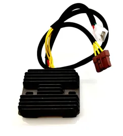 regulator-napiecia-piaggio-vespa-gts-wzmocniony