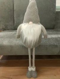 krasnal-skrzat-szary-z-regulowanymi-nogami