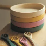 talerzyk-petiteandmars-brazowy-silikon-waga-z-opakowaniem-0-184-kg