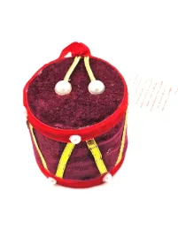 swiateczna-ozdoba-choinkowa-bebenek-z-wstazka-i-perelkami