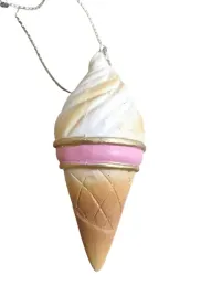 zawieszka-dekoracja-ozdoba-swiateczna-lod-w-wafelku-9-cm