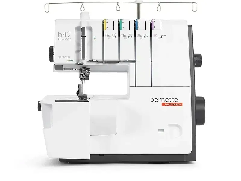 bernette-b42-funlock-cover-renderka-domowa-3-iglowa-4-programy