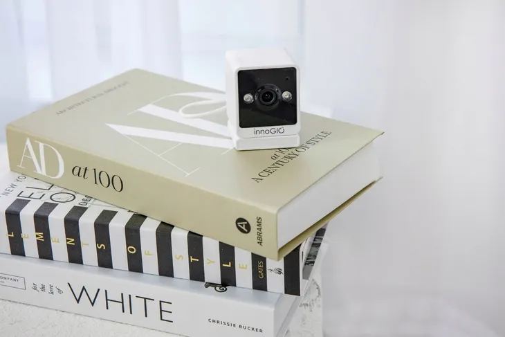 kamera-domowa-wi-fi-innogio-elektroniczna-niania-giosafety-innocube-gio-250-kod-producenta-gio-250