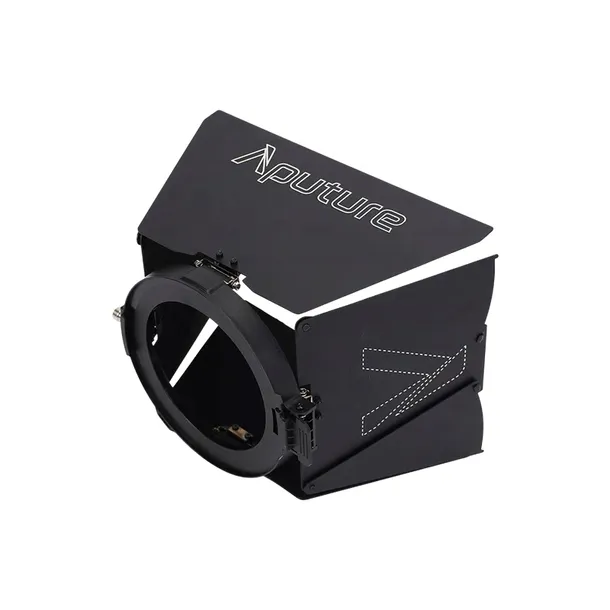 wrota-aputure-cf4-barn-doors-do-storm-80c-model-cf4-barn-doors