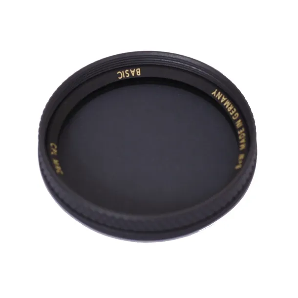 filtr-polaryzacyjny-b-w-basic-mrc-82mm-kod-producenta-1100755