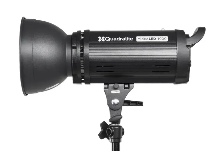 quadralite-videoled-1000-lampa-led-waga-z-opakowaniem-3-kg