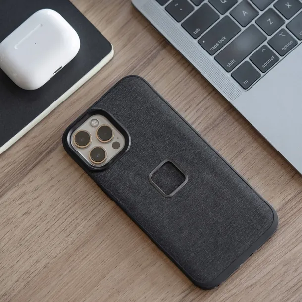 pd-mobile-fabric-case-do-iphone-se-3-kod-producenta-m-mc-aw-ch-1