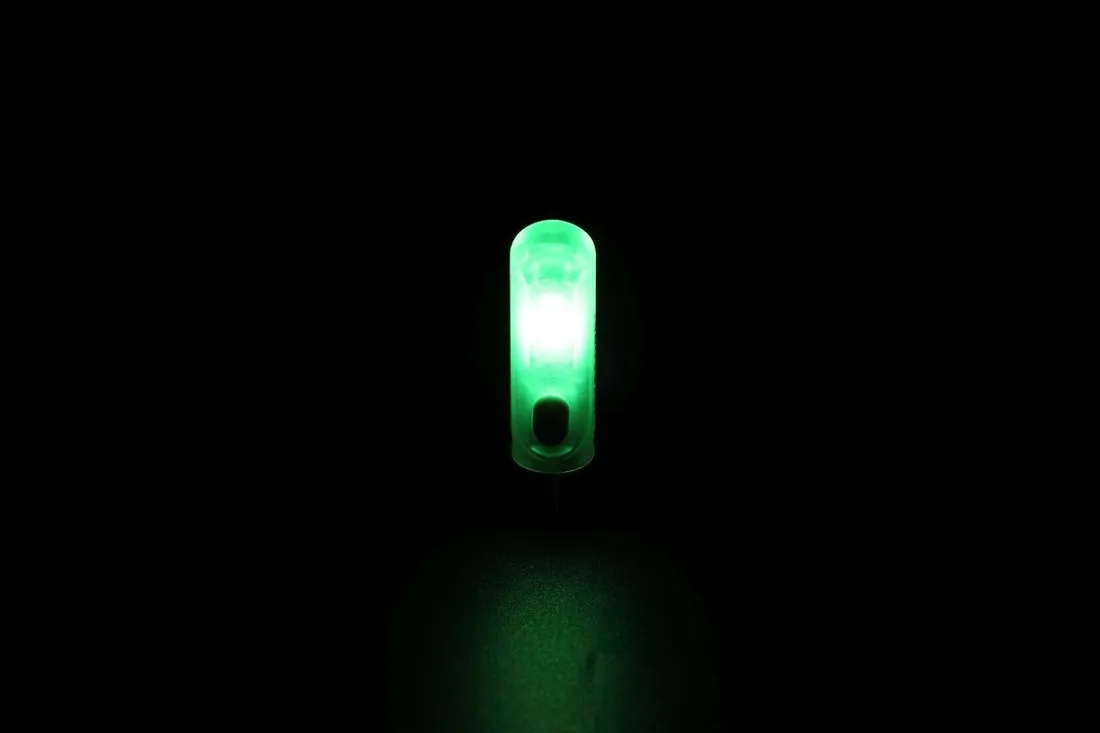 latarka-nitecore-tiki-gitd-300lm-micro-usb