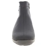 9825100-marka-rieker