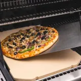prostokatny-kamien-do-pizzy-broil-king-69842-waga-z-opakowaniem-3-kg