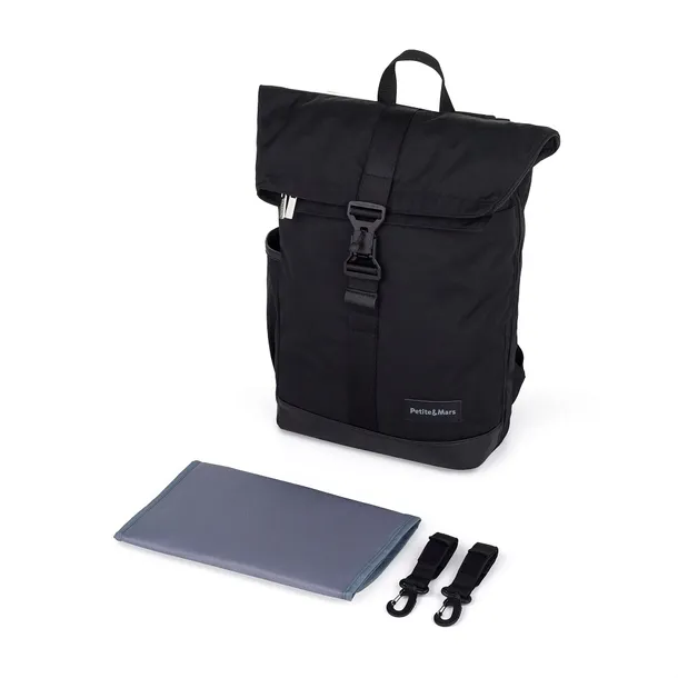 petiteandmars-plecak-do-wozka-jackob-absolute-black-liczba-kieszeni-5