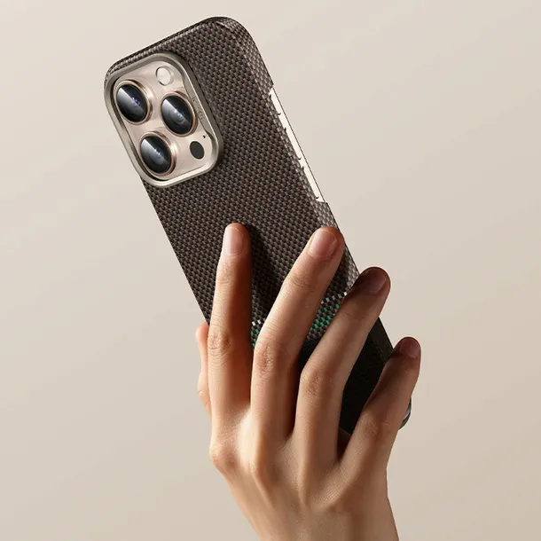 plecki-benks-do-apple-iphone-16-pro-max-brazowy-certyfikat-ce