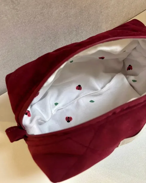 kosmetyczka-mala-piapimo-saszetka-cherry-rodzaj-standardowa