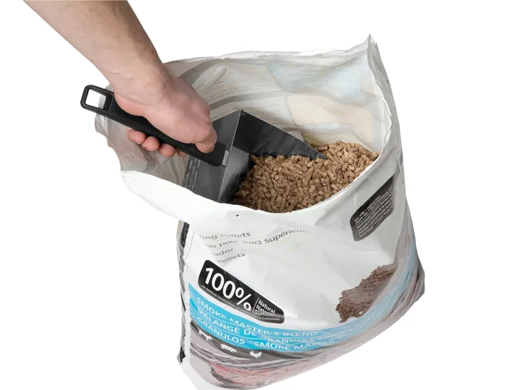lopatka-do-pelletu-63946-waga-z-opakowaniem-1-kg-liczba-sztuk-w-opakowaniu-1