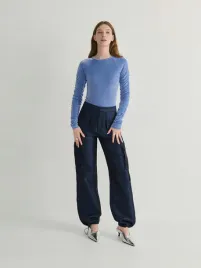 niebieskie-polyskujace-body-z-marszczeniami-reserved-s