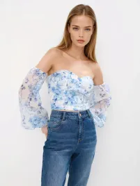 blekitna-bluzka-z-odkrytymi-ramionami-mohito-m