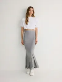 szara-spodnica-z-wiskozowej-dzianiny-reserved-l