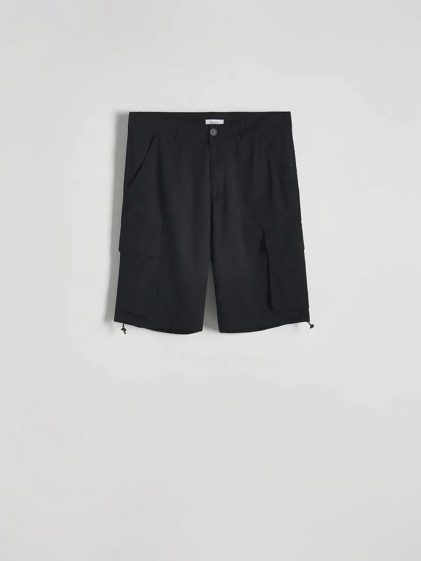 czarne-szorty-regular-fit-reserved-m