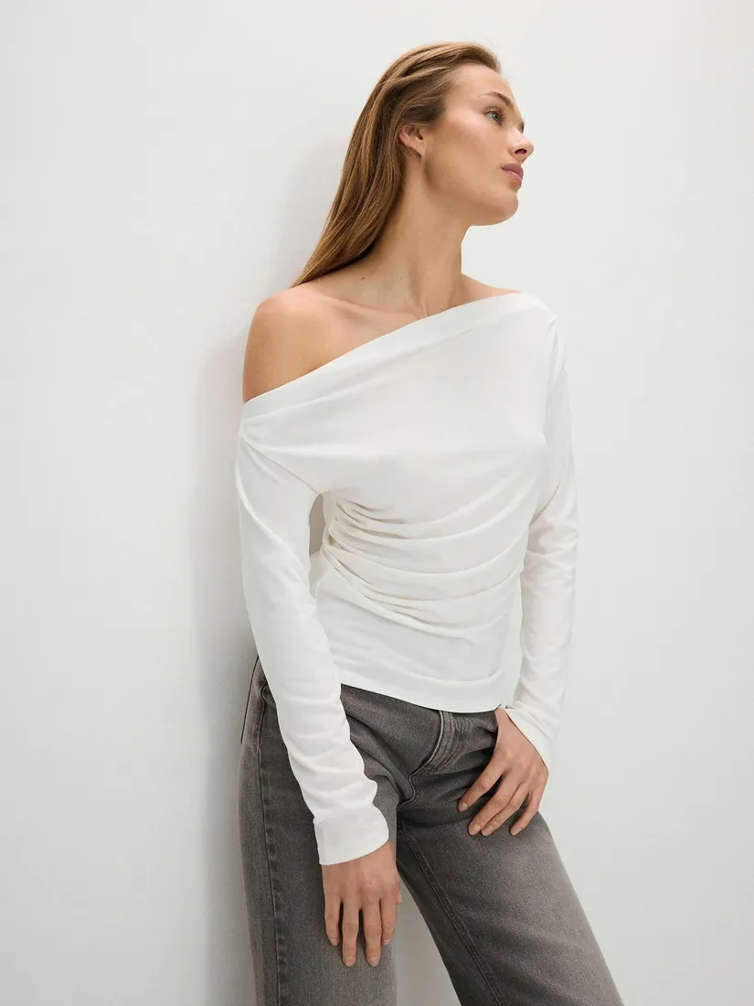 biala-bluzka-z-modalem-reserved-xl-stan-nowy