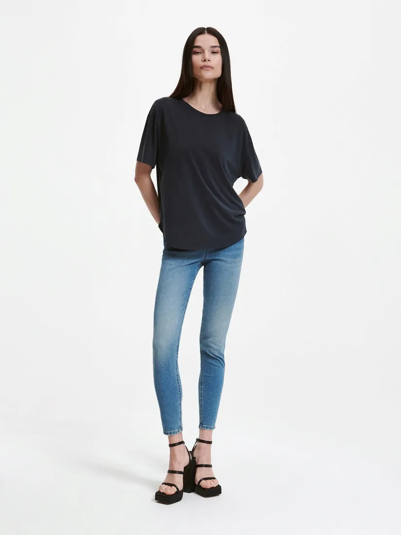 czarna-bluzka-oversize-reserved-s
