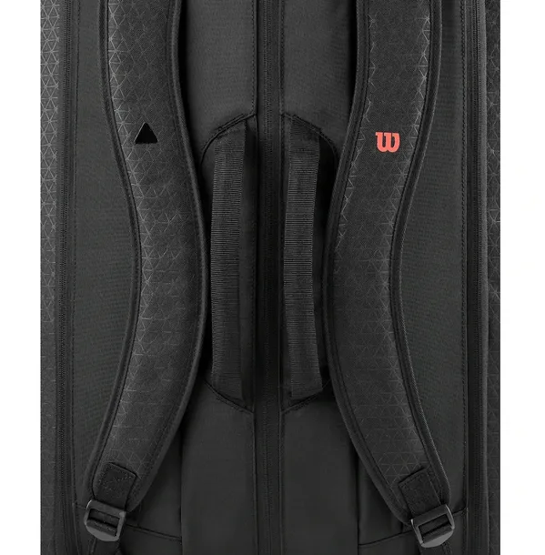 torba-wilson-clash-v3-czarny-liczba-kieszeni-2