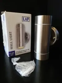 kinkiet-zewnetrzny-dwustronny-srebrny