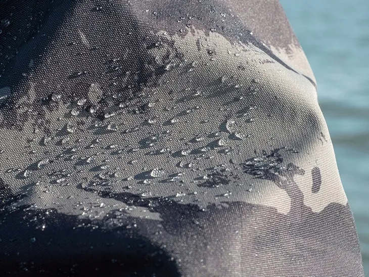 kurtka-fox-rage-rs-triple-layer-jacket-xxl-material-dominujacy-nylon