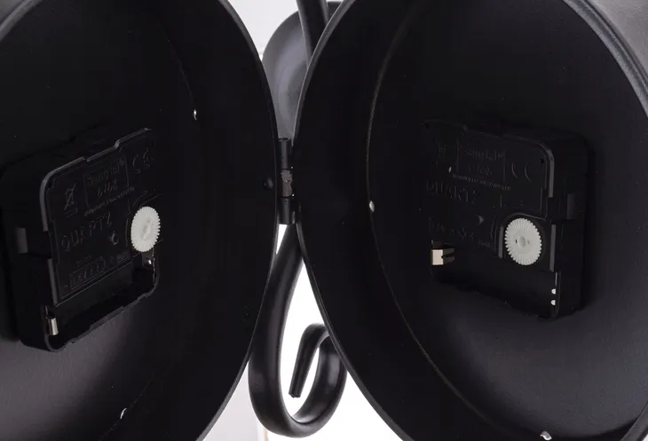 zegar-scienny-artpol-czarny-22cm-waga-z-opakowaniem-1-kg