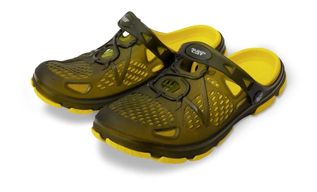 black-cat-clogs-r-40