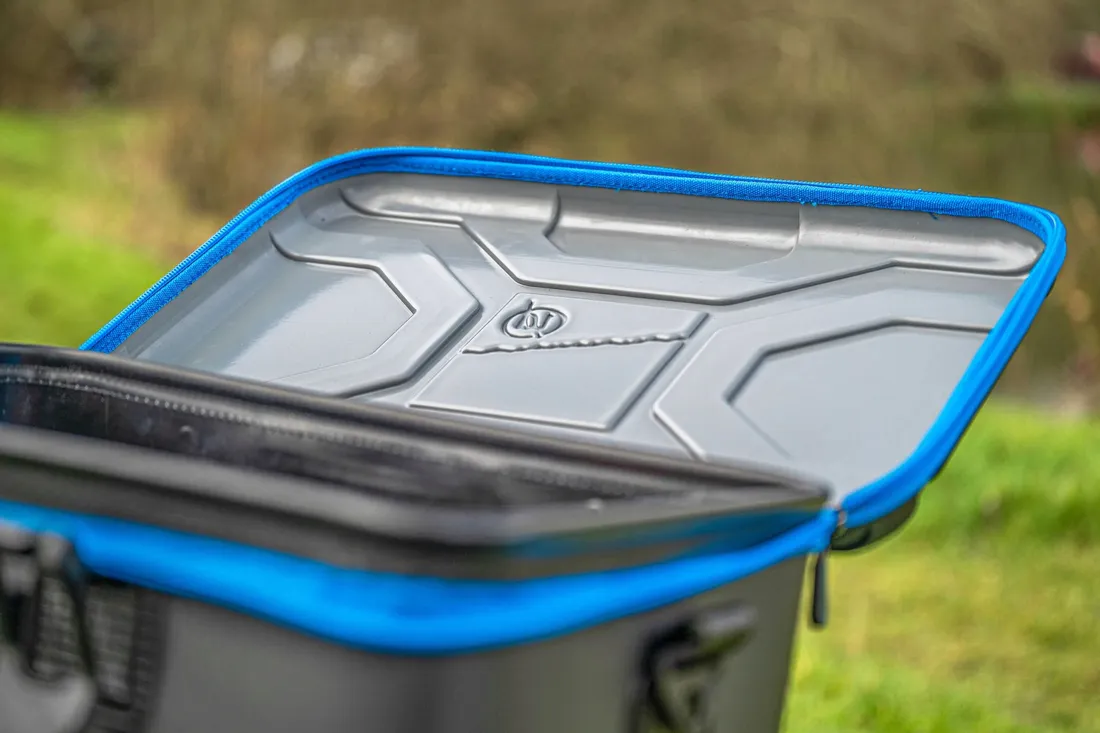 torba-preston-hardcase-tackle-safe-standard