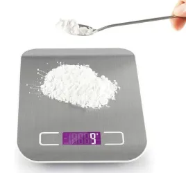 waga-kuchenna-elektroniczna-mala-srebrna