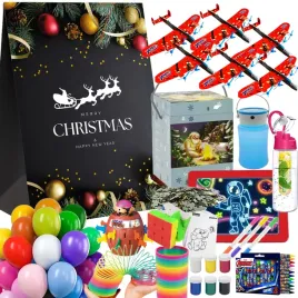 kosz-prezentowy-swiateczny-dla-dzieci-zabawki-akcesoria-balony-gry-tablet