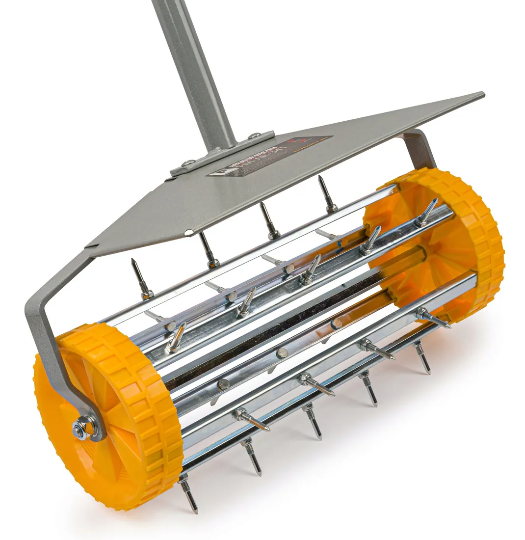 aerator-reczny-wertykulator-walcowy-do-trawy-kolce-marka-powermat