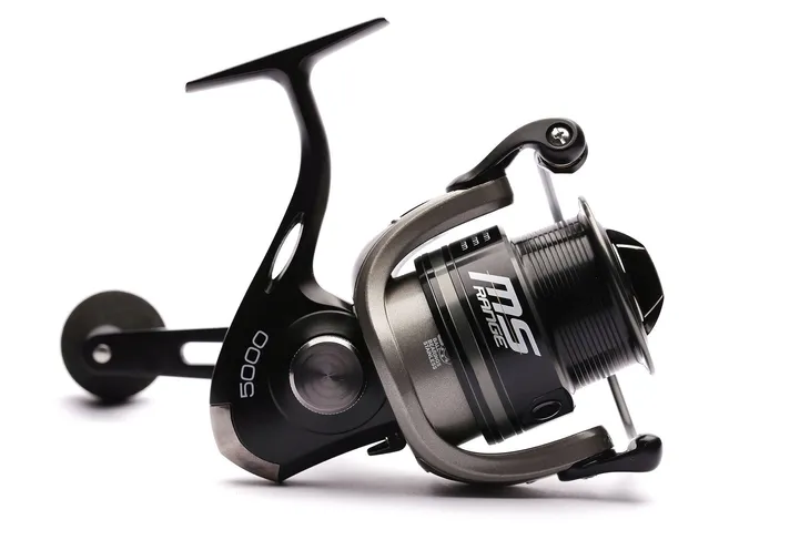 kolowrotek-feederowy-ms-range-heavy-stuff-4000-nawoj-73-cm