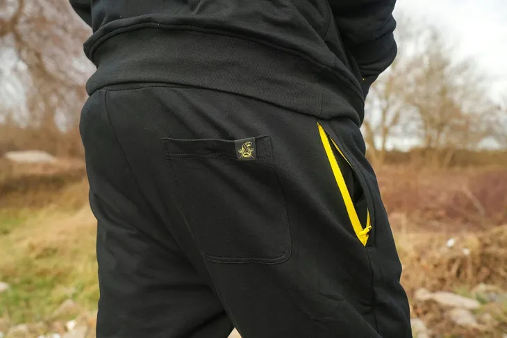 spodnie-dresowe-black-cat-black-joggers-m-kod-producenta-b0500024