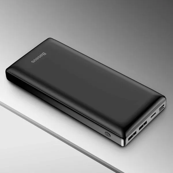 powerbank-baseus-30000mah-szerokosc-produktu-7-4-cm