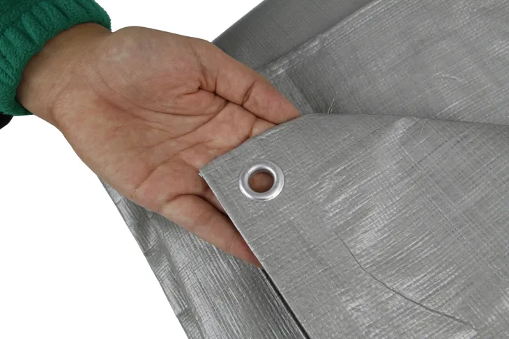 plandeka-okryciowa-srebrna-garden-max-4x6m-150g-waga-z-opakowaniem-3-8-kg